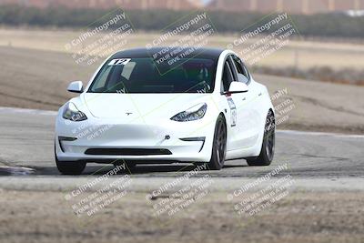 media/Oct-19-2025-Speed Ventures (Sun) [[a6e7fe67be]]/TC B/Session 2 (Outside Grapevine)/